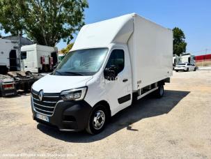 Fourgon avec parois et toit rigide Renault Master