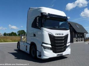 Pour semi-remorque Iveco S-WAY