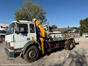 Benne basculante de chantier et de TP Iveco UNIC 175-24 BENNE GRUE
