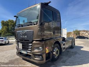 Pour semi-remorque MAN TGX 18-520 ADR 2