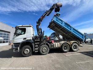 Benne basculante de chantier et de TP Mercedes Arocs