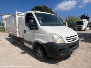 Benne basculante de chantier et de TP Iveco Daily