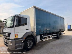 Fourgon avec parois et toit rigide Mercedes Axor