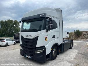 Pour semi-remorque Iveco S-WAY