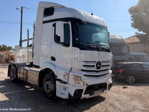 Pour semi-remorque Mercedes Actros