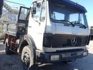 Benne basculante de chantier et de TP Mercedes-Benz 1417