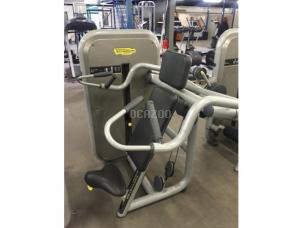 Lot de 19 machines de musculation Technogym Element