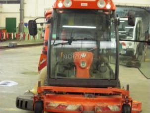 Tondeuse Kubota TONDEUSE AUTOPORTEE F 3680 - 569 BYS 44