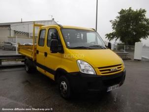 Plateau Iveco DAILY UTILITAIRE DOUBLE CABINE BENNE 35C12 (VOR540)