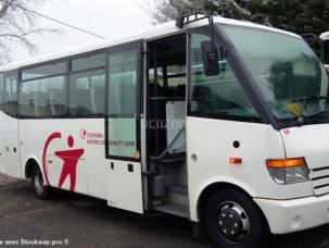 Autobus Mercedes-Benz Mediano