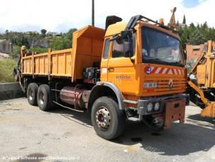 Benne basculante de chantier et de TP REPANDEUSE RENAULT CD015