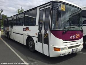 Autobus RENAULT RECREO 6659