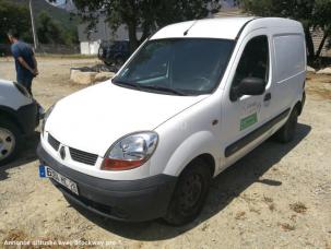 Fourgon avec parois et toit rigide Renault Kangoo - 6384HC2B- à retirer en Corse