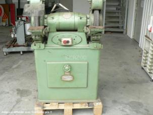 TOURET A MEULER (AU FORGE DU VULCAIN MOTEUR CONSTAN) 380V