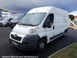 Fourgon avec parois et toit rigide Peugeot Boxer