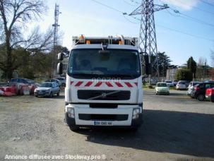 Benne à ordure ménagères Volvo FE 280 BOM - 74 CHS 44