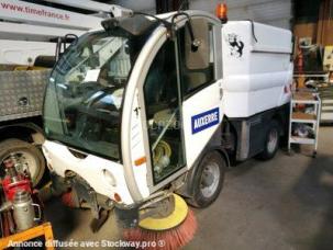 BALAYEUSE DE VOIRIE ARTICULÉE 1,5 M3- CITY CAT 2020