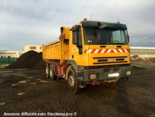 Benne basculante de chantier et de TP Iveco P2100668