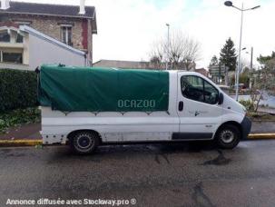 Fourgon bâché avec parois rigides Renault Trafic