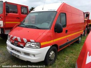 Fourgon avec parois et toit rigide Peugeot Boxer