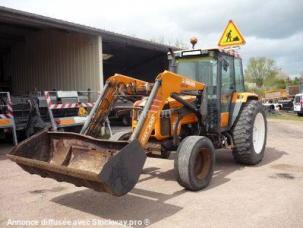 Tracteur agricole Renault 850 MI 17 cv - 15 527 heures