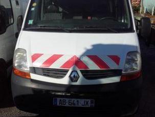 Fourgon avec parois et toit rigide Renault Master