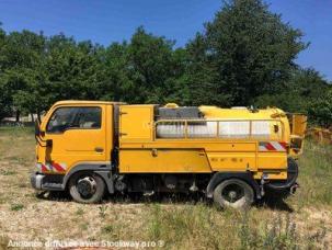 Voirie Nissan CAMION HYDROCUREUR 4.5T - FICHE 298