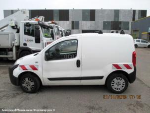 Fourgon avec parois et toit rigide FIAT FIORINO