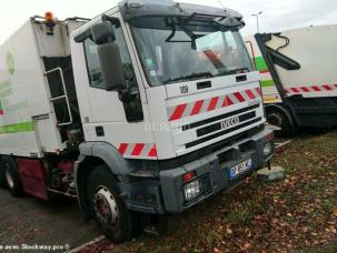 Benne à ordure ménagères Iveco CAMION BOM GNV MP260CNG / EUROVOIRIE 3R - 57