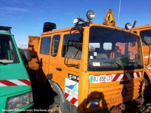 Benne basculante de chantier et de TP Renault Midliner