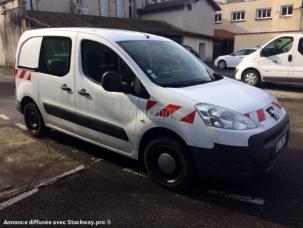 Fourgon avec parois et toit rigide PEUGEOT PARTNER