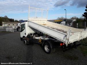 Benne basculante de chantier et de TP NISSAN CABSTAR