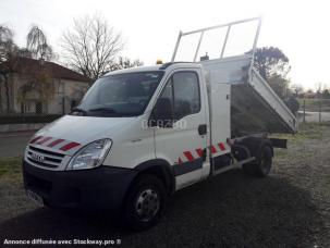 Benne basculante de chantier et de TP IVECO DAILY 35C15