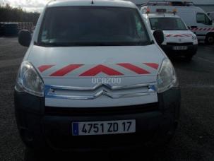 Fourgon avec parois et toit rigide Citroën Berlingo