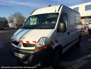 Fourgon avec parois et toit rigide Renault Master