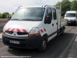 Fourgon avec parois et toit rigide Renault Master