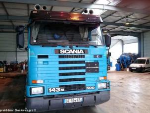 Pour semi-remorque Scania 142