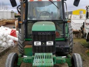 Tracteur agricole John Deere