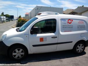 Fourgon avec parois et toit rigide Renault Kangoo