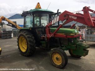 Tracteur agricole John Deere 2850