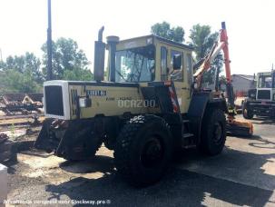 Tracteur agricole Mercedes Mc130