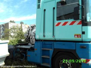 Pour semi-remorque Renault AE385