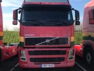 Pour semi-remorque Volvo FH