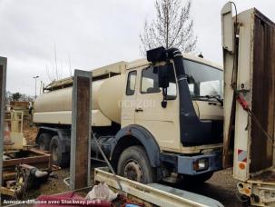 Citerne à produits chimiques Mercedes 2628