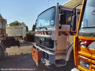 Benne basculante de chantier et de TP Renault G300