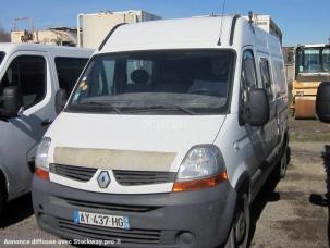 Fourgon avec parois et toit rigide Renault Master