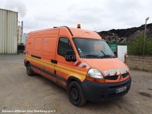 Fourgon avec parois et toit rigide Renault Master