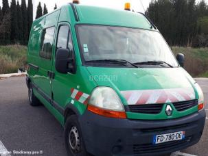 Fourgon avec parois et toit rigide Renault Master