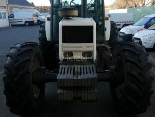 Tracteur agricole Renault