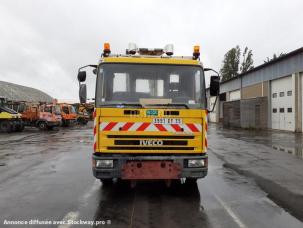 Benne basculante de chantier et de TP Iveco 100E15